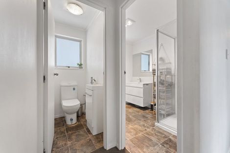 Photo of property in 124 Tremaine Avenue, Westbrook, Palmerston North, 4412