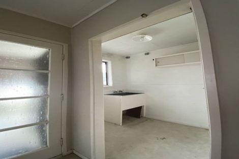 Photo of property in 57 Marvon Downs Avenue, Pakuranga Heights, Auckland, 2010