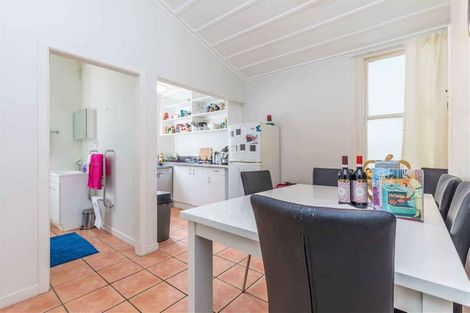 Photo of property in 25 Brentwood Avenue, Mount Eden, Auckland, 1024