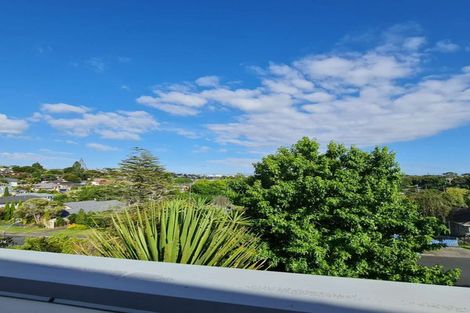 Photo of property in 38 Velma Road, Hillcrest, Auckland, 0627