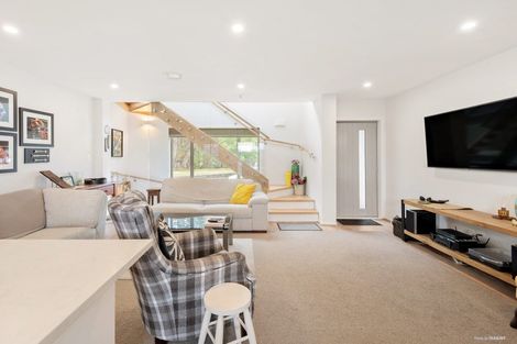 Photo of property in 4/19 Ruakiwi Road, Hamilton Lake, Hamilton, 3204