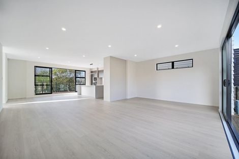 Photo of property in 4 Pleasant Way, Matakatia, Whangaparaoa, 0930
