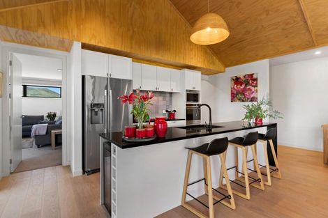 Photo of property in 9 Arran Lane, Jacks Point, Queenstown, 9371