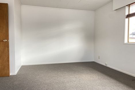 Photo of property in 1/4 Heathberry Close, Papatoetoe, Auckland, 2025