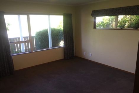 Photo of property in 6 Kapil Grove, Khandallah, Wellington, 6035