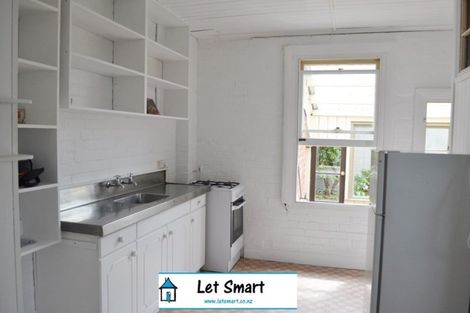 Photo of property in 14 Howe Street, North Dunedin, Dunedin, 9016