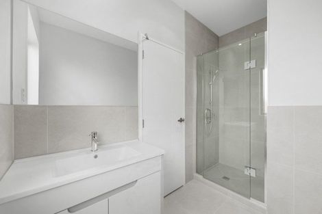 Photo of property in 4 Wild Flower Way, Karaka, Papakura, 2113