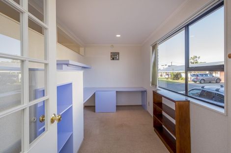 Photo of property in 9 Dawick Street, Foxton Beach, Foxton, 4815