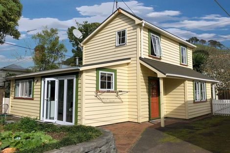 Photo of property in 62 Church Street, Devonport, Auckland, 0624