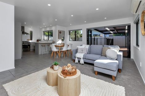 Photo of property in 116 Barbados Way, One Tree Point, 0118