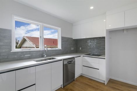 Photo of property in 2/15 Walter Macdonald Street, Howick, Auckland, 2014