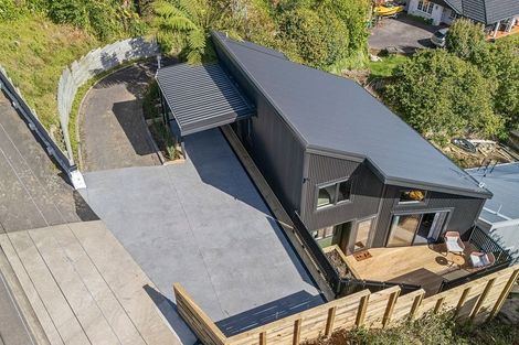 Photo of property in 120 Mangorei Road, Merrilands, New Plymouth, 4312