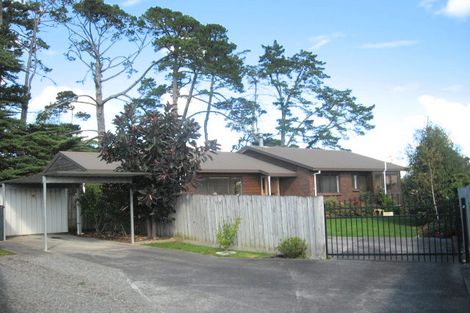 Photo of property in 2/30 De Quincey Terrace, Highland Park, Auckland, 2010