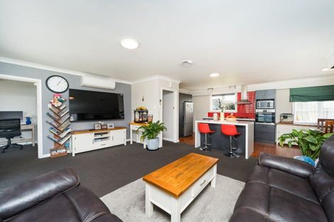 Photo of property in 11 Kingston Street, Awapuni, Palmerston North, 4412