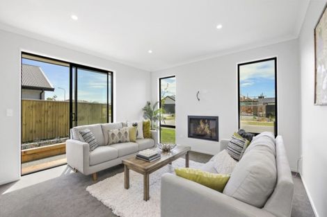 Photo of property in 10 Beak Street, Rolleston, 7615