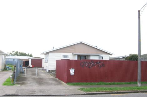 Photo of property in 21 Cranby Crescent, Onekawa, Napier, 4110