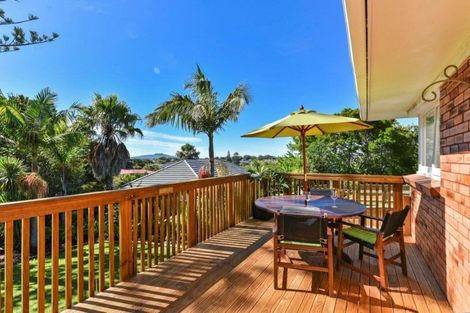 Photo of property in 3/16 Margaret Place, Milford, Auckland, 0620