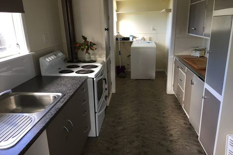 Photo of property in 15 Te Rangitautahanga Road, Turangi, 3334