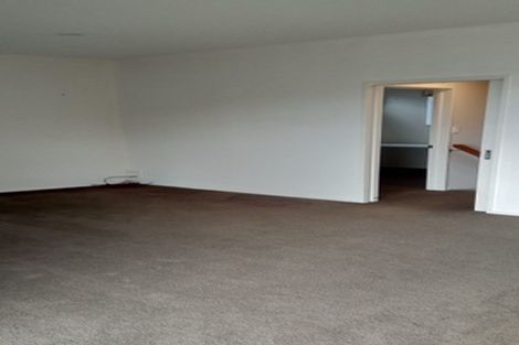 Photo of property in 100 Soleares Avenue, Mount Pleasant, Christchurch, 8081