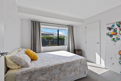 Photo of property in 31 Crisp Drive, Papamoa Beach, Papamoa, 3118