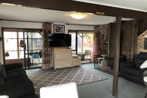 Photo of property in 162 Mcmurdo Street, Tinwald, Ashburton, 7700