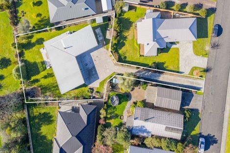 Photo of property in 13 Abbot Avenue, Waipawa, 4210