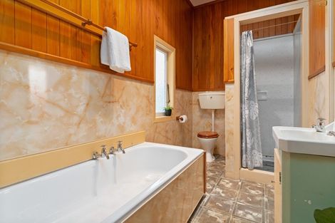 Photo of property in 142 Upper Plain Road, Masterton, 5810