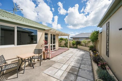 Photo of property in 13 Vining Crescent, Stoke, Nelson, 7011