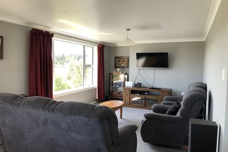 Photo of property in 22 Golfers Drive, Balclutha, 9230