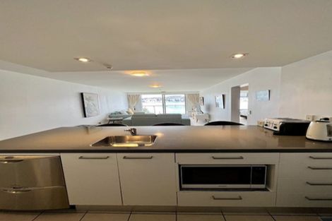 Photo of property in The Capital, 14/370 Oriental Parade, Oriental Bay, Wellington, 6011