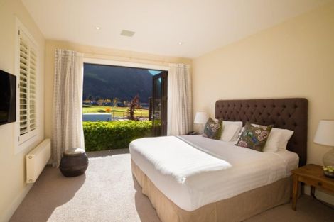 Photo of property in 7 Ogilvie Lane, Arrowtown, 9371