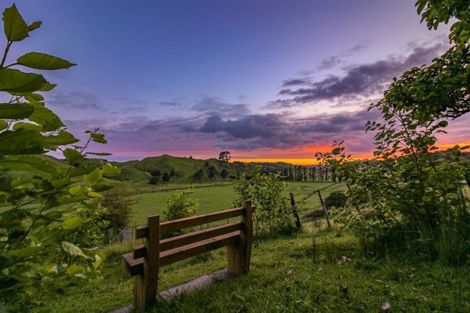 Photo of property in 102 Matarawa Valley Road, Okoia, Whanganui, 4582