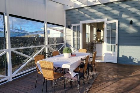 Photo of property in 10 Stewart Street, Marton, 4710