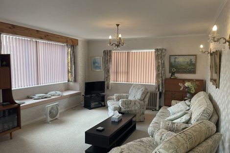 Photo of property in 33d Kirby Street, Glendene, Auckland, 0602