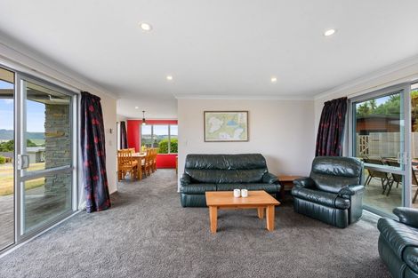 Photo of property in 4 Kestrel Lane, Kinloch, Taupo, 3377