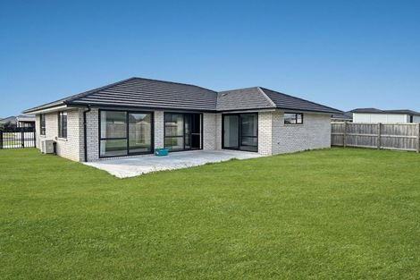 Photo of property in 13 Ballantyne Avenue, Te Kauwhata, 3710