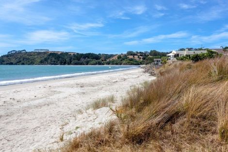 Photo of property in 113 Captain Cook Road, Cooks Beach, Whitianga, 3591