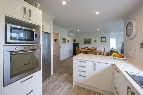 Photo of property in 38 Seascape Crescent, Waipu, 0582