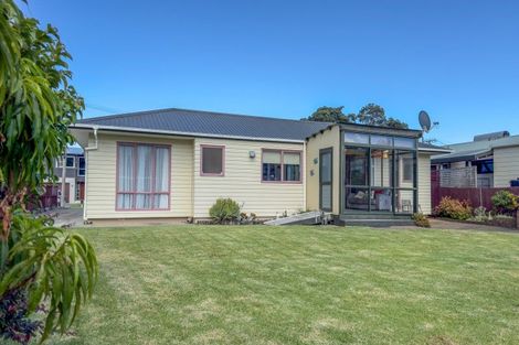 Photo of property in 6 Seaview Avenue, Te Puru, Thames, 3575