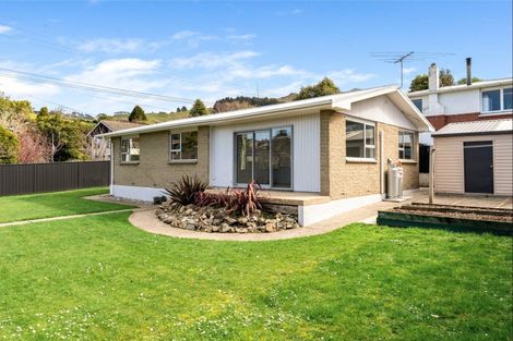 Photo of property in 2 Kaira Street, Sawyers Bay, Port Chalmers, 9023