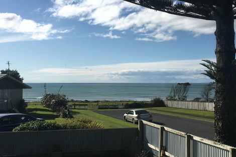 Photo of property in 17 Aubrey Street, Waitara, 4320