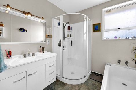 Photo of property in 145 Parklands Avenue, Bell Block, New Plymouth, 4312