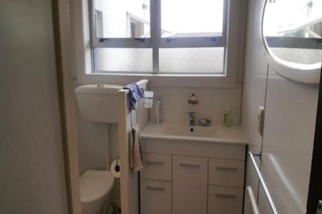 Photo of property in 4a Price Street, Westown, New Plymouth, 4310