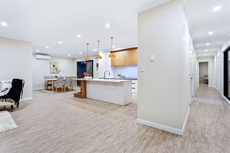 Photo of property in 91 Muriwai Road, Waimauku, 0812