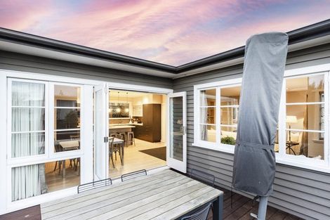 Photo of property in 128 Rutland Street, St Albans, Christchurch, 8052