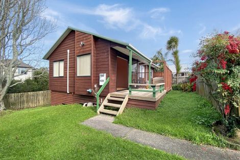 Photo of property in 4/390 West Coast Road, Glen Eden, Auckland, 0602