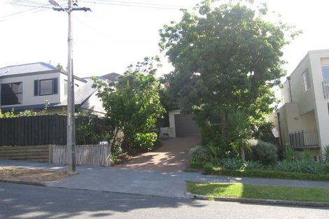 Photo of property in 64 Rawhitiroa Road, Kohimarama, Auckland, 1071