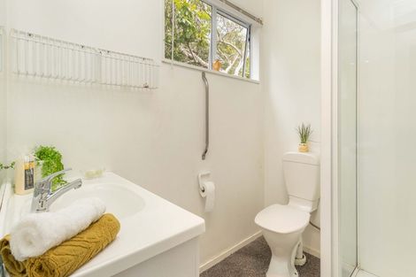 Photo of property in 48a Collins Avenue, Tawa, Wellington, 5028