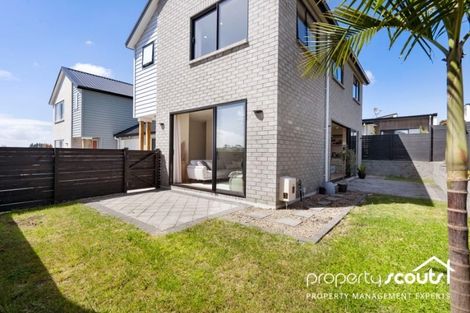 Photo of property in 27b Westgate Drive, Westgate, Auckland, 0614