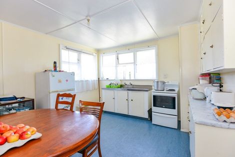 Photo of property in 406 Huia Street, Camberley, Hastings, 4120